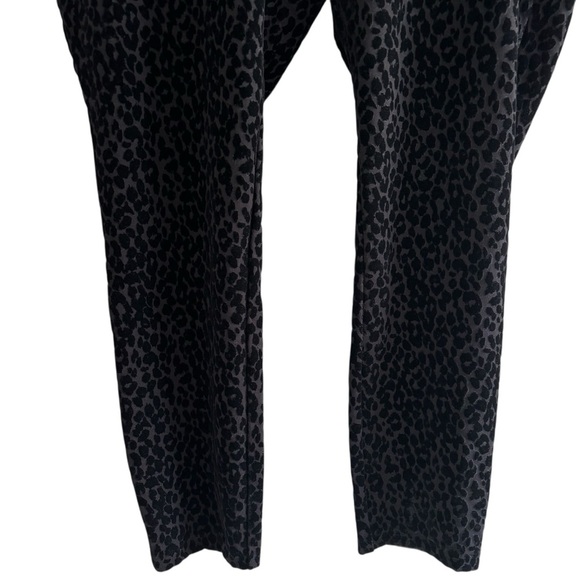 Old Navy High Rise Stevie Black Velvet Leopard Print Women's Pants Casual XL - Picture 4 of 14